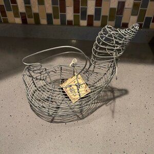 Vintage MIMI duck wire basket